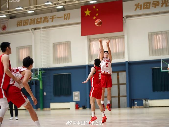  對抗訓練繼續！中國男籃最新訓練圖集新鮮出爐